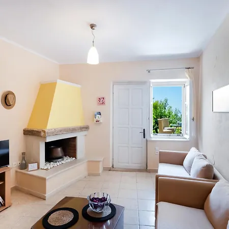 Almondtree House - Private Parking Σπίτι διακοπών Εξάνθεια