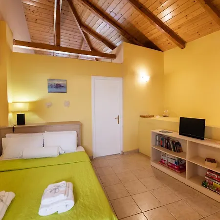 Feriehus Almondtree House - Private Parking *