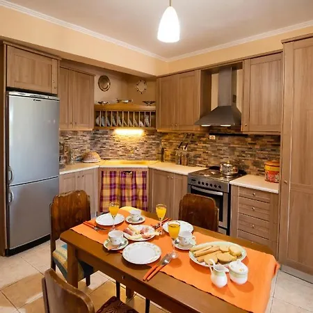 Vakantiehuis Almondtree House - Private Parking *