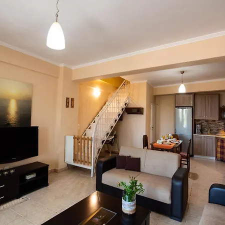 Almondtree House - Private Parking * Exanthia