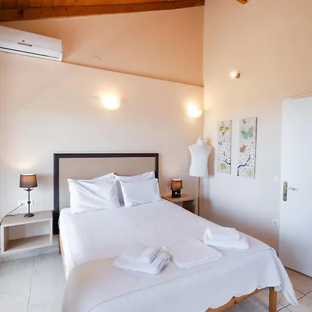 Almondtree House - Private Parking *