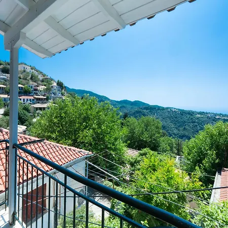 Semesterbostad Almondtree House - Private Parking *