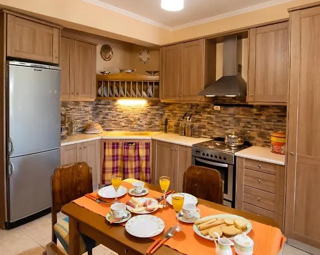 Σπίτι διακοπών Almondtree House - Private Parking *