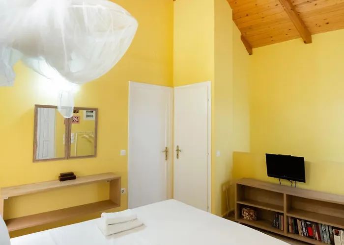 Almondtree House - Private Parking Σπίτι διακοπών