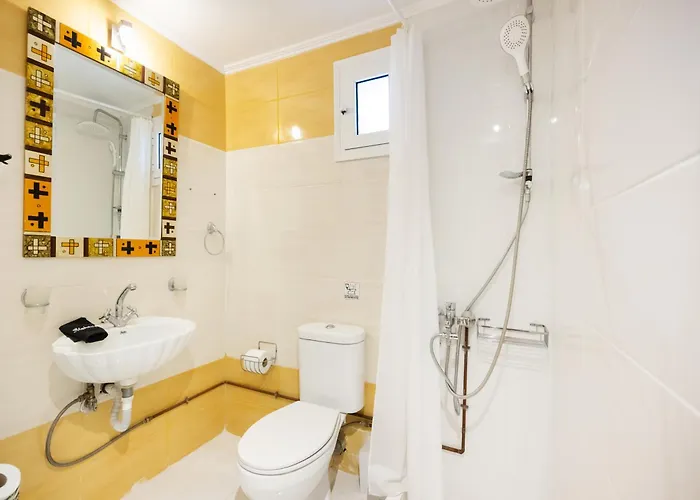 Almondtree House - Private Parking Εξάνθεια